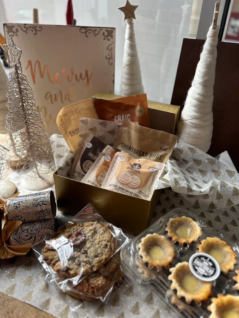 Holiday Gift Box – Deluxe
